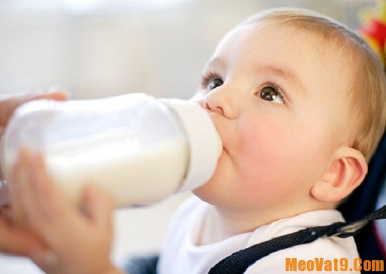 Mẹo sử dụng sữa cho trẻ đúng cách