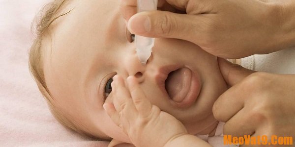 Trẻ bị ngạt mũi phải làm gì? Các bước điều trị ngạt mũi ở trẻ sơ sinh